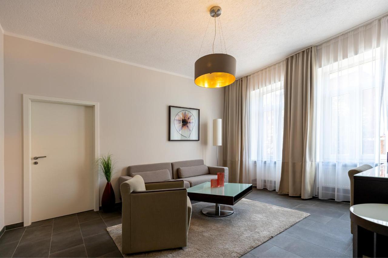 Hotel Garni " Am Domplatz" Эрфурт Экстерьер фото