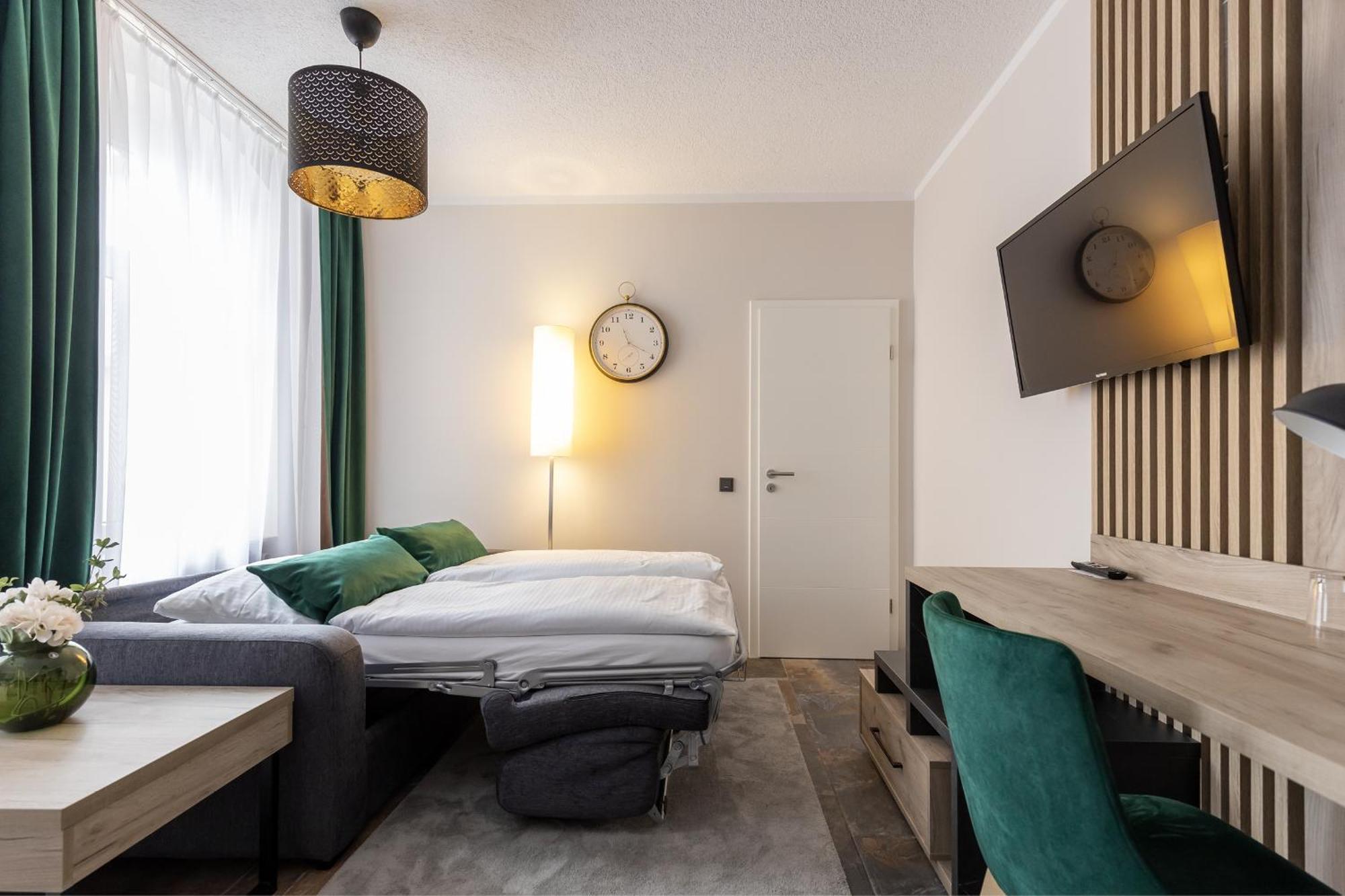 Hotel Garni " Am Domplatz" Эрфурт Экстерьер фото