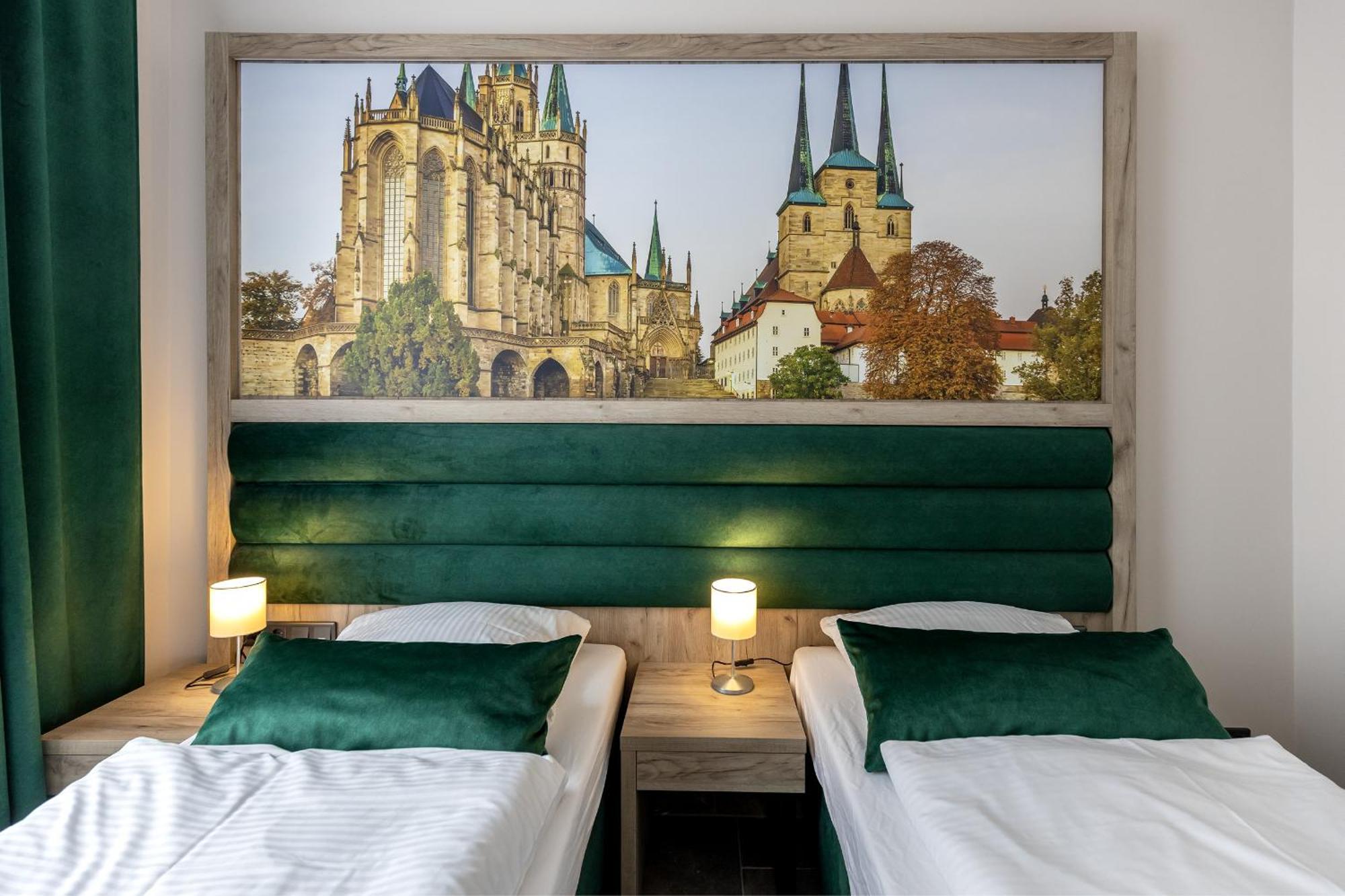 Hotel Garni " Am Domplatz" Эрфурт Экстерьер фото