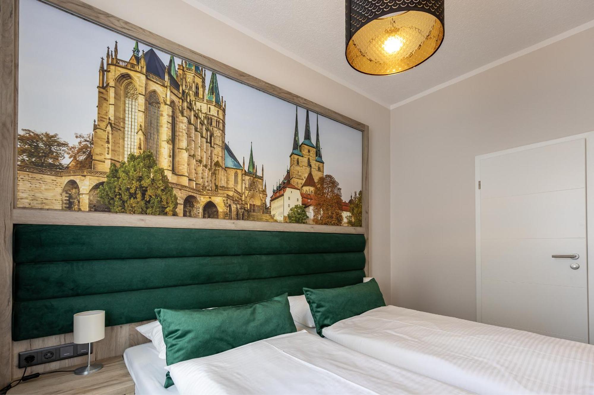 Hotel Garni " Am Domplatz" Эрфурт Экстерьер фото